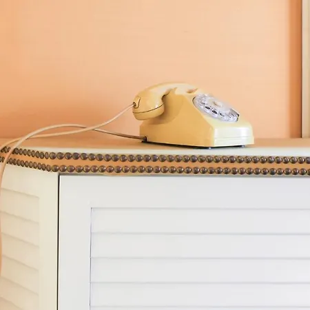 Plum Guide - Orange You Glad Appartement Milaan